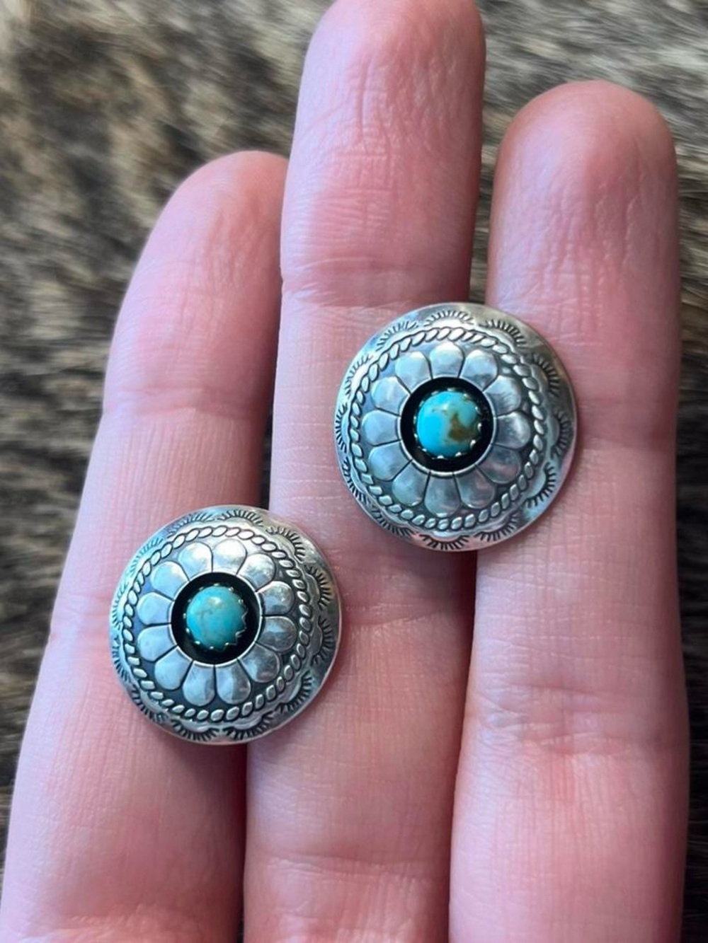 Quoc Turquoise Inc Albuquerque sterling silver turquoise shield earrings
